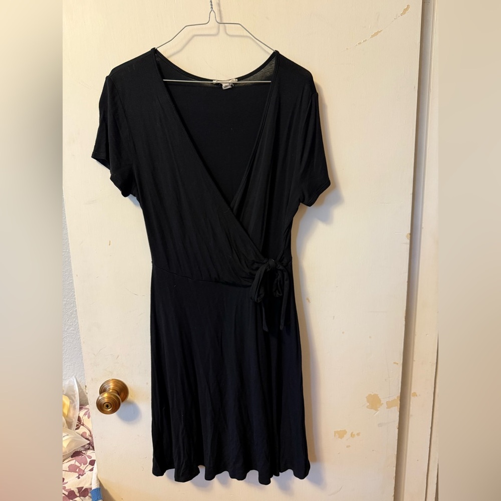 Black V-Neck Wrap Dress Size L